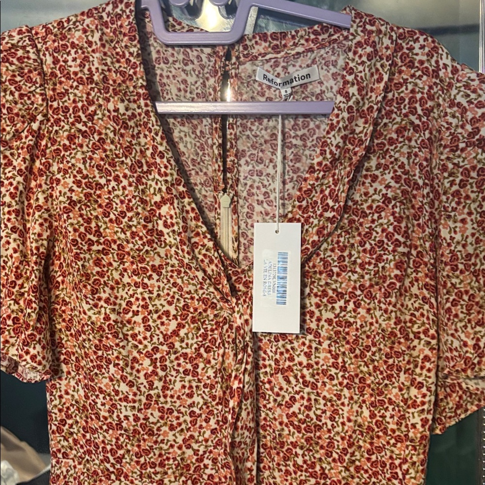 La Vie En Rose Red Floral Adelina Dress - Picture 2 of 4